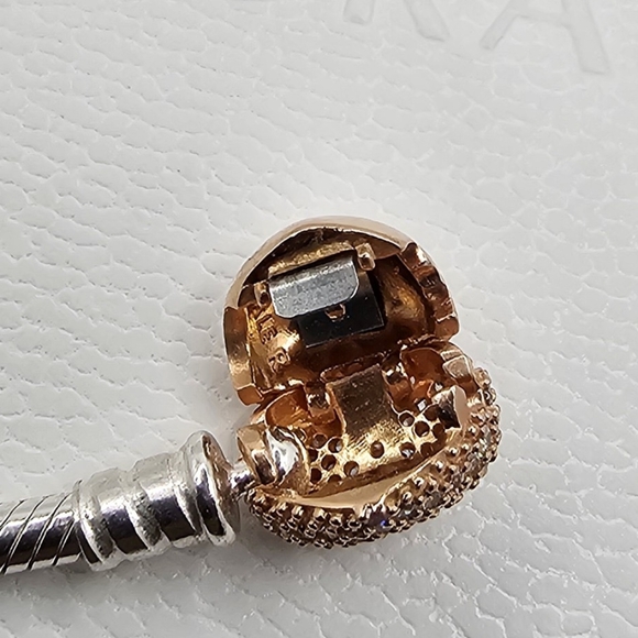 ♥️ Authentic Pandora ROSE HEART CLASP BRACELET - Picture 6 of 6